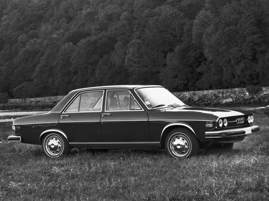  Audi 100 LS (C1) 1973 года  (NA) (фото 1 из 6)